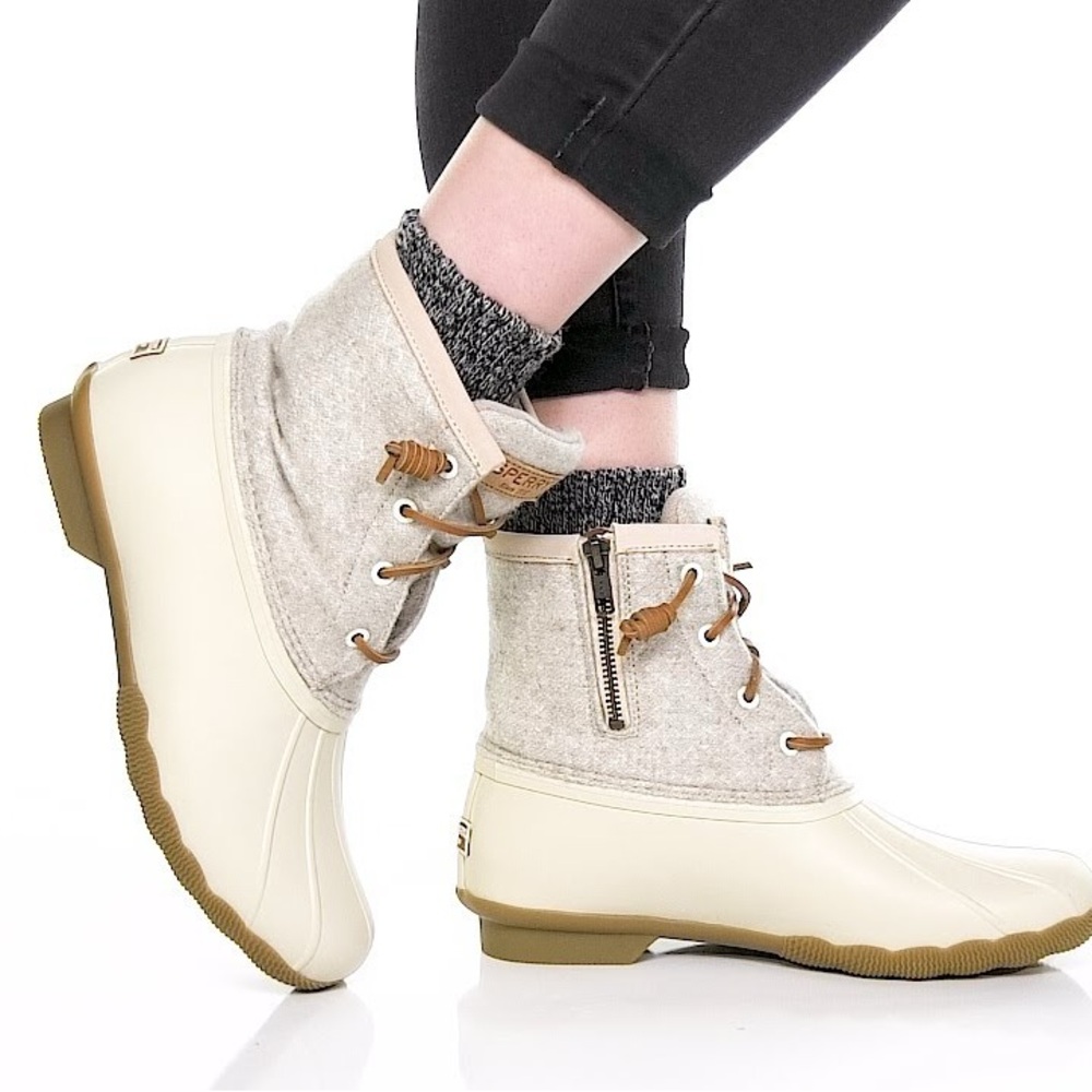 Sperry womens Saltwater Emboss Wool Boots, Off White, 10 US